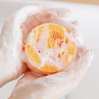 NATURAL LOOFAH SOAP · HONEY PEACH